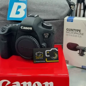 CAMERA CANON 6D C/ BOLSA E ACESSORIOS ORIGINAL SEMI NOVA