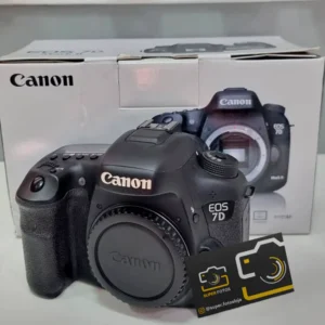 CAMERA CANON 7D SEMI NOVA IMPECAVEL!