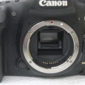 Câmera Canon EOS 7D Mark II seminova